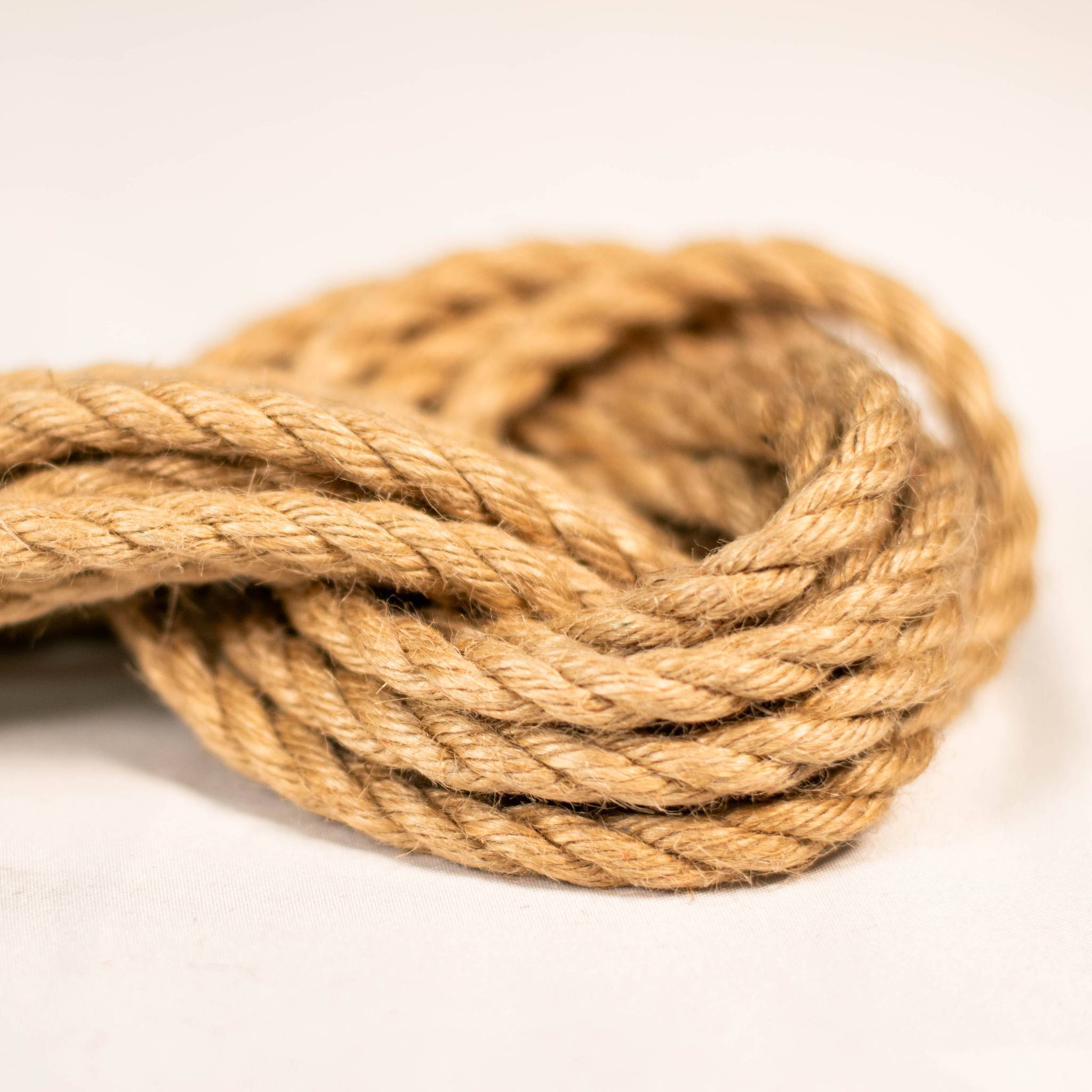 Ogawa jute rope · 6mm single-ply (treated) – Shibari Store by Anatomie ...